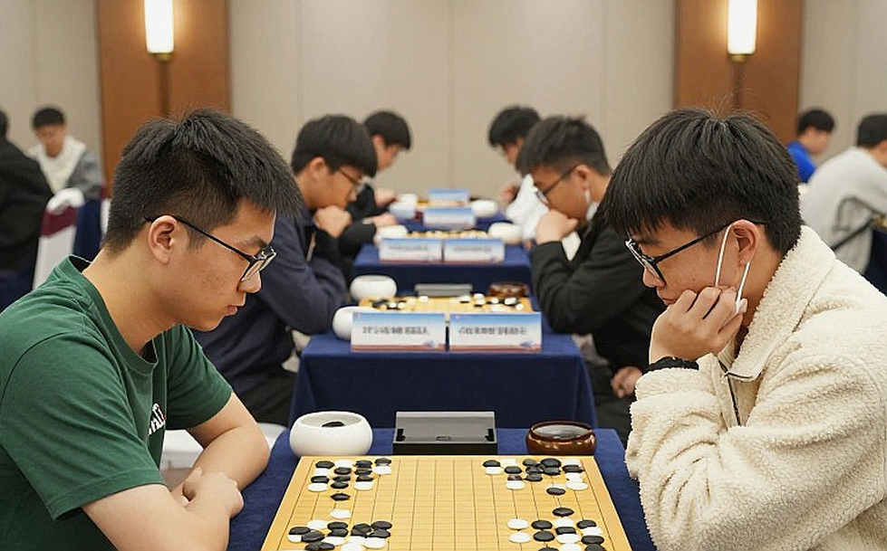 When the Headline Outlives the Body: European Club Cup, Novy Bor and the Scotch Game
