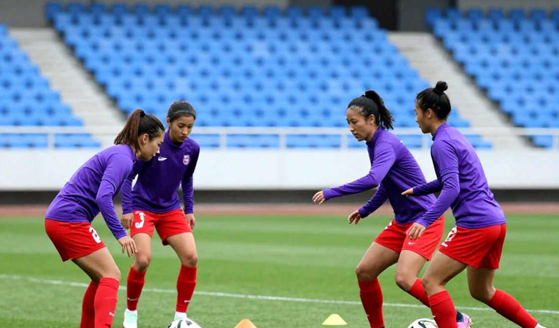 The Forgotten Notebook in an Empty Stand: A Seventeen-Year-Old Midfielder and the Cost of Delay The Forgotten Notebook in an Empty Stand: A Seventeen-Year-Old Midfielder and the Cost of Delay